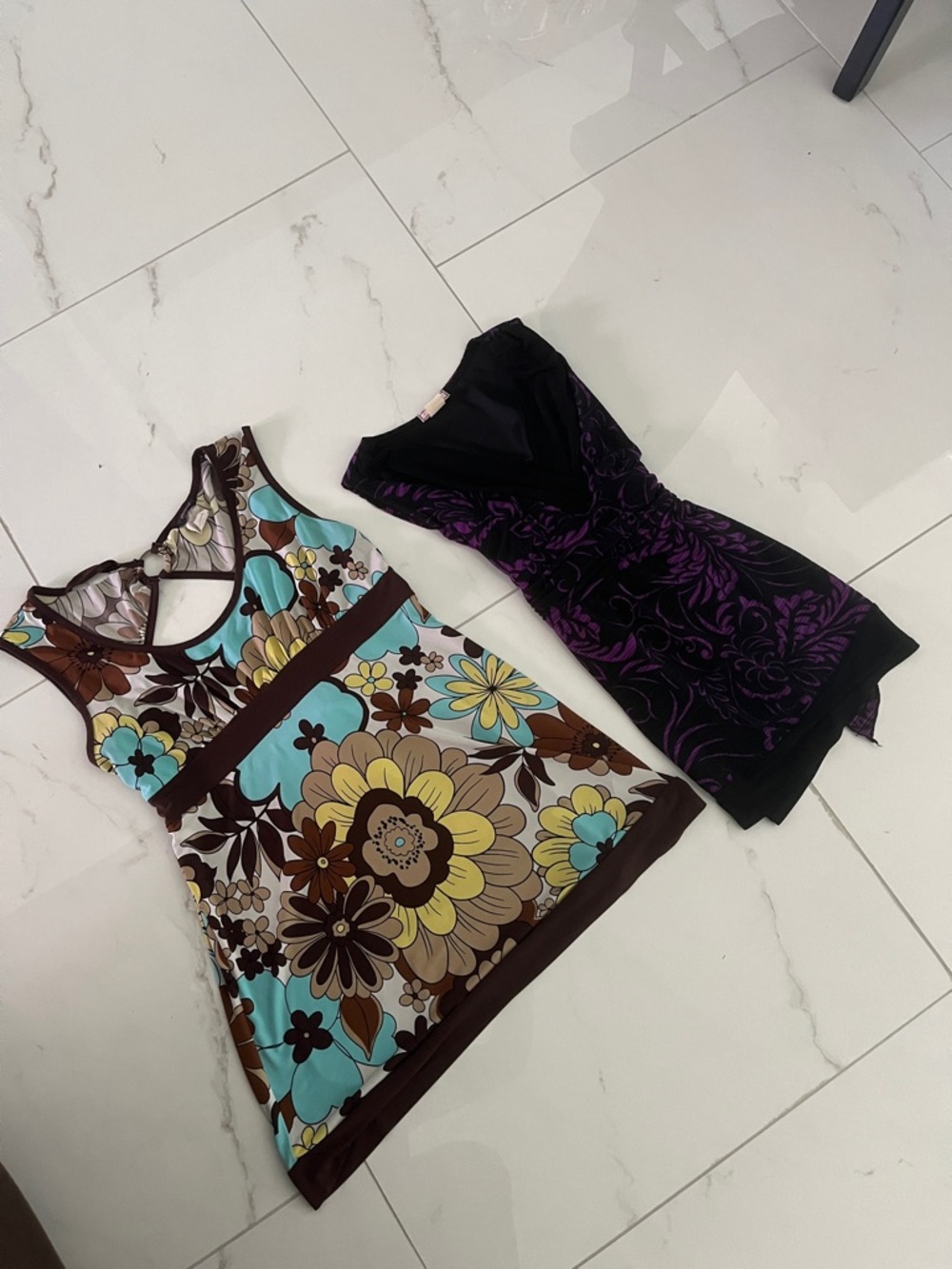 Floral Multicolor Tank Top with Brown Trim